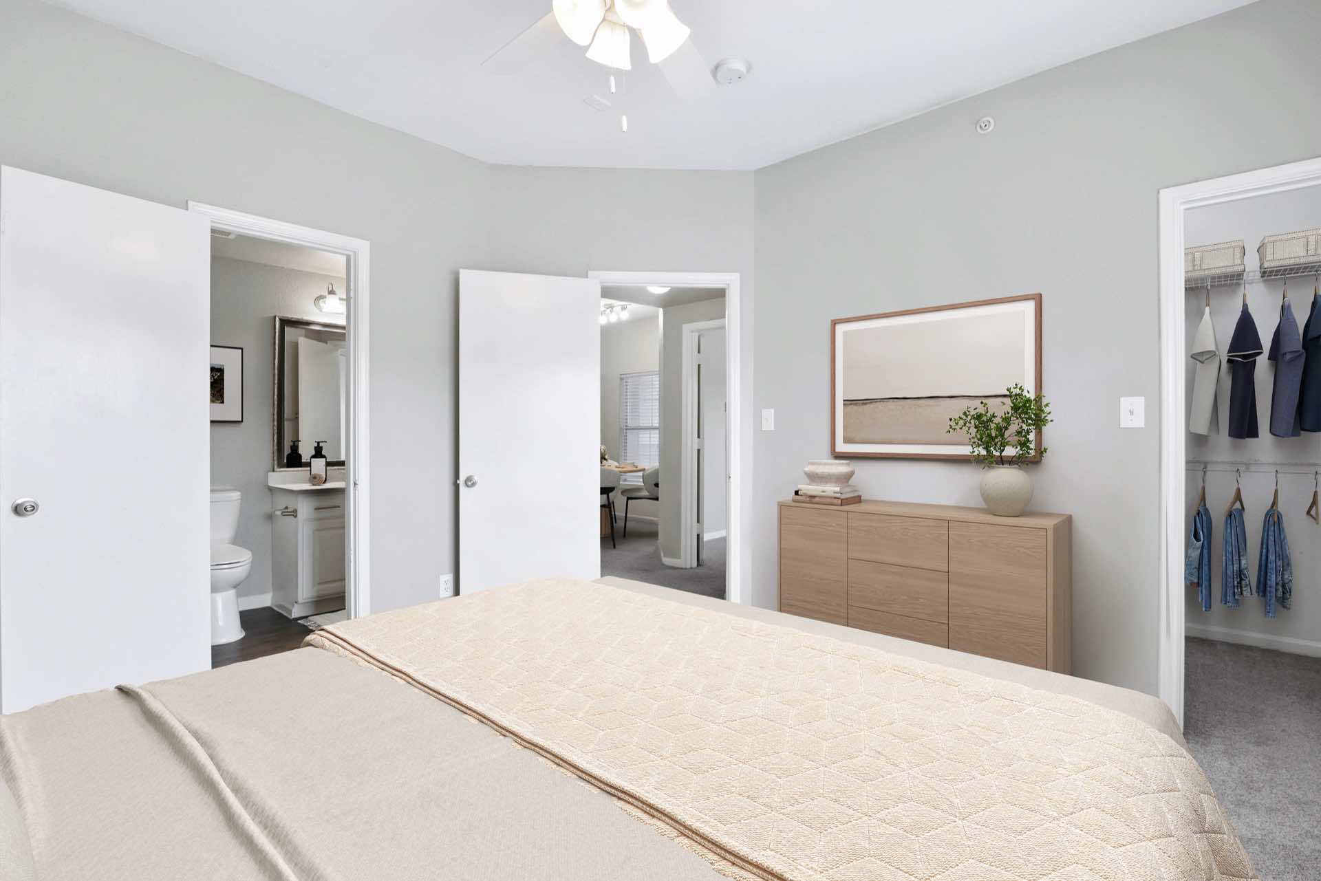 Large bedroom with attached bathroom and walk-in closet